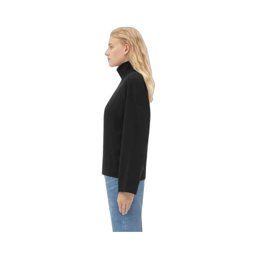 Light Wool Turtleneck