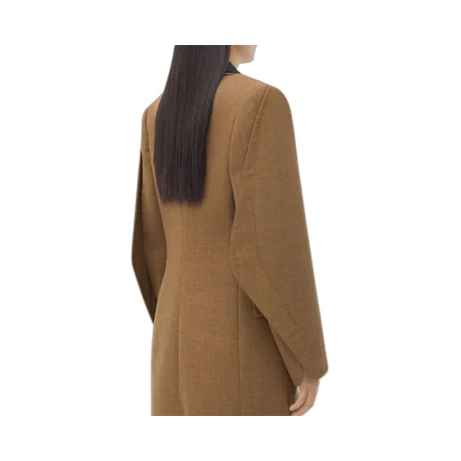 Curved Sleeves Wool Coat With Contrasting Collar