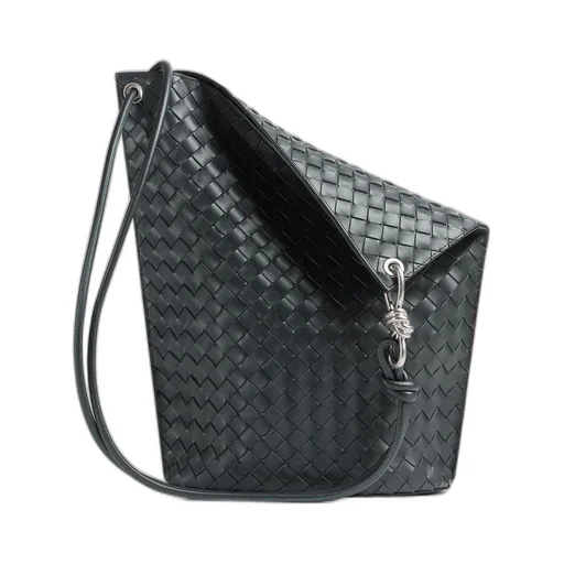 Medium Knot Bucket