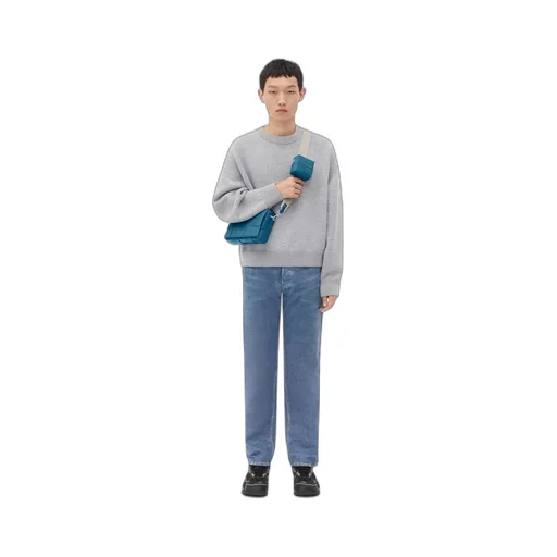 Cassette With Versatile Strap