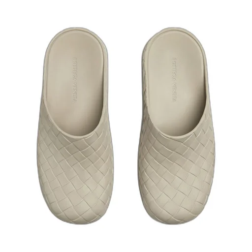 Beebee Clog