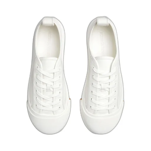 Vulcan Leather Sneaker