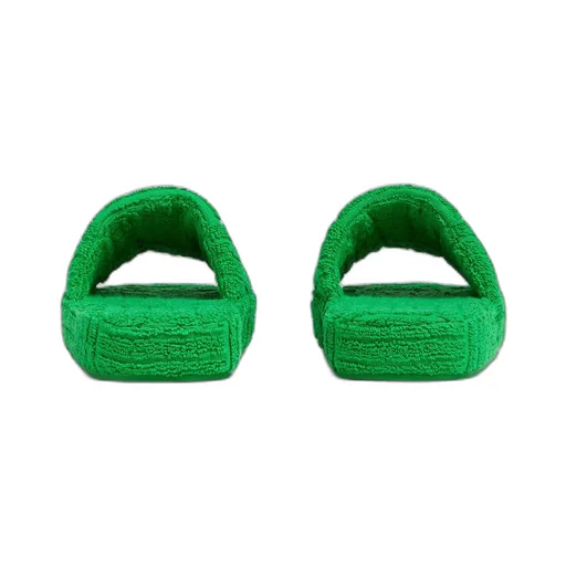 Resort Sponge Slide