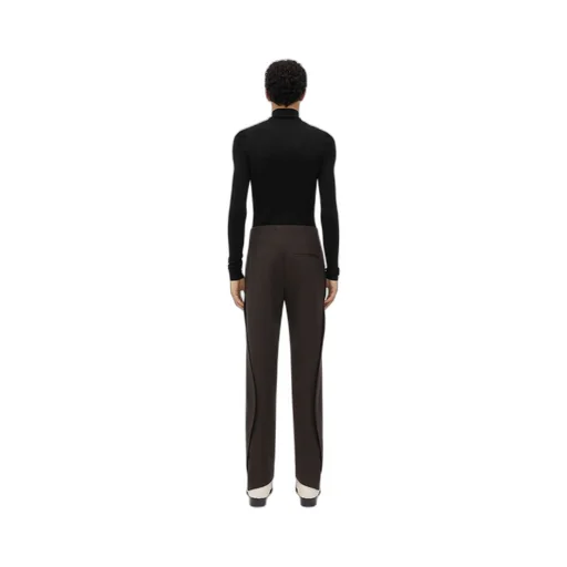Curved Shape Wool Pants