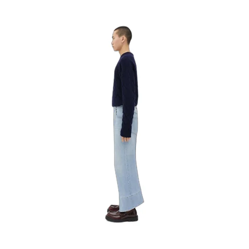 Curved Shape Light Bleached Denim