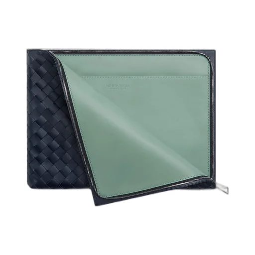 Intrecciato Half Zipped Pouch