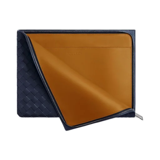 Intrecciato Half Zip Pouch