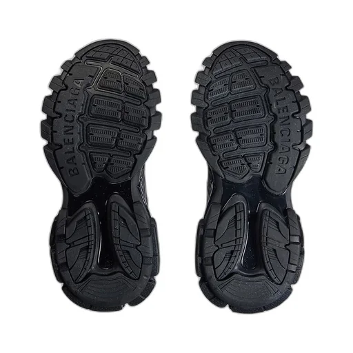 Track Signature Sneaker