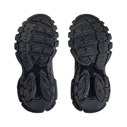 Track Signature Sneaker