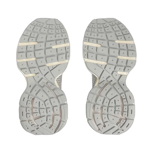 3XL Fishnet Sneaker