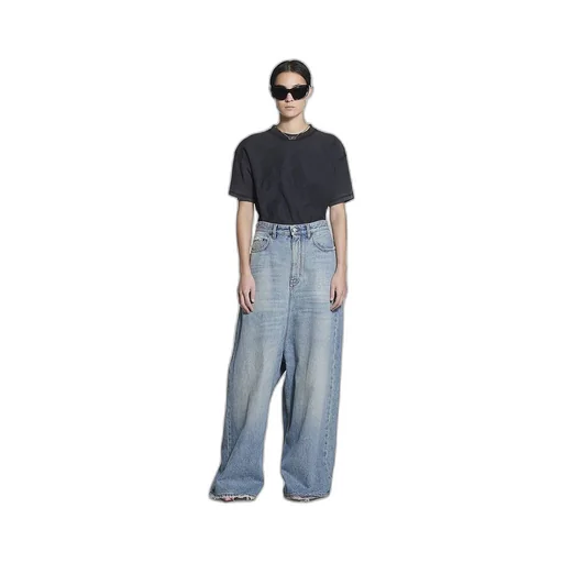 Low Crotch Jeans