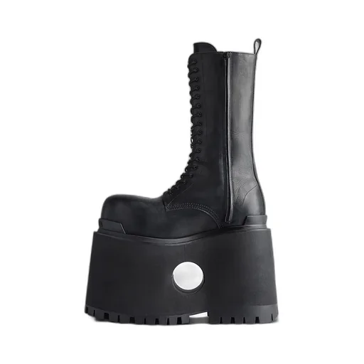 Giant High Boot