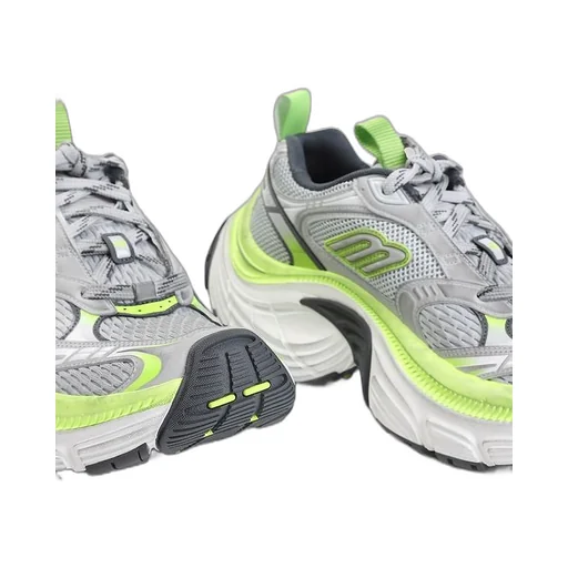 6Xl Sneaker
