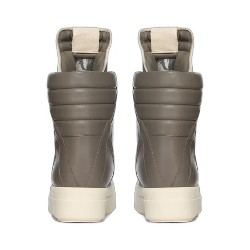 Runway Mega Geobasket