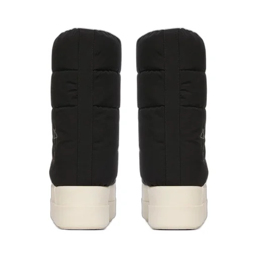 High Sock Sneaks
