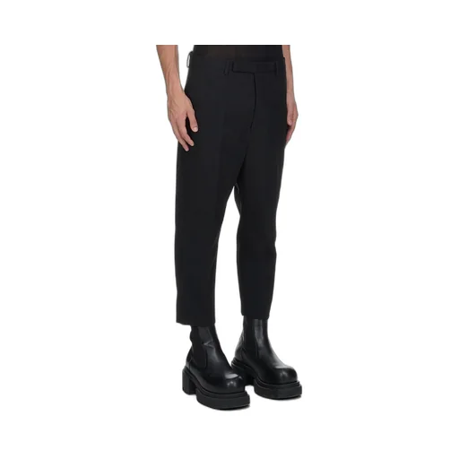 Astaires Cropped