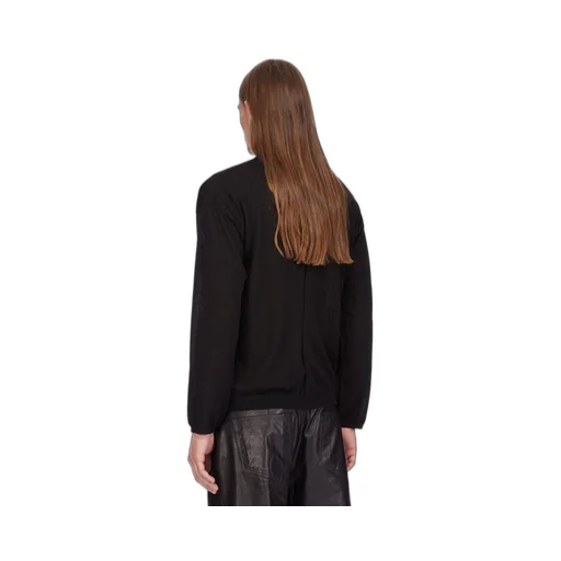 V Neck Pull