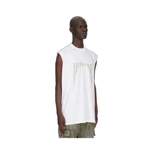 Tarp T