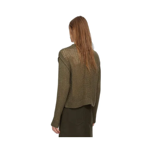 Round Neck