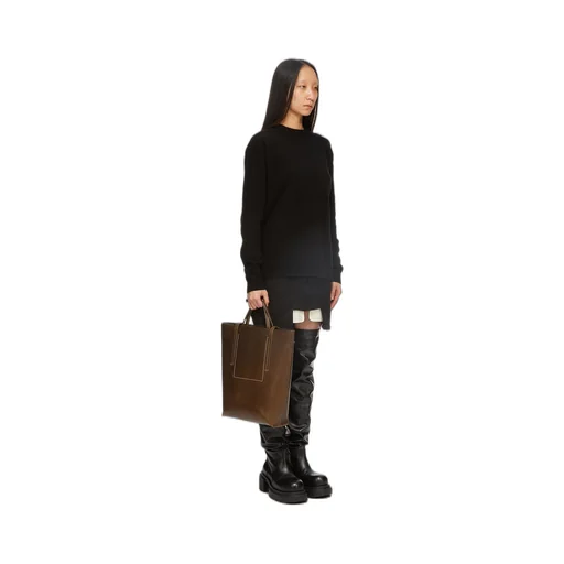 Medium Shopper