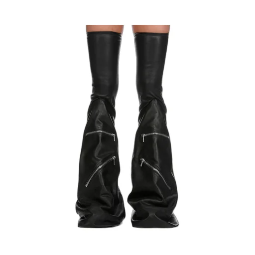 Runway Cargoflares Sneak