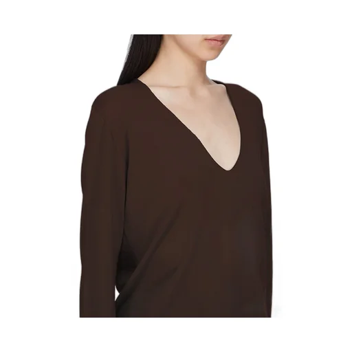 V Neck Pull