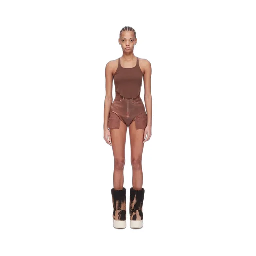 Basic Tank Cropped