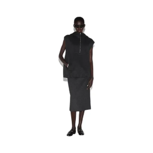 Embroidered Wool Silk Hooded Gilet