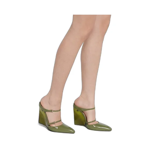 Wedge Mule