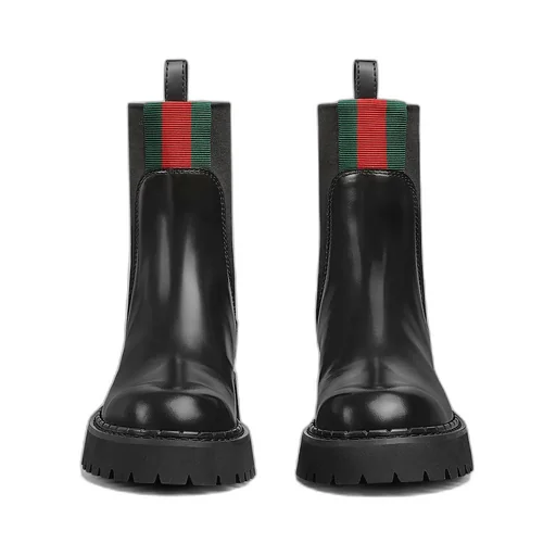 Boot With Web