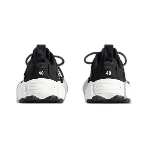 Monday Shoe