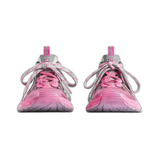 3Xl Toe Spray Sneaker