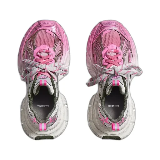 3Xl Toe Spray Sneaker