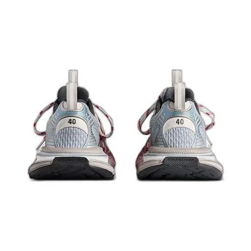 3Xl Toe Spray Sneaker