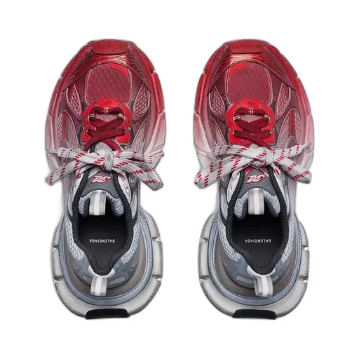 3Xl Toe Spray Sneaker