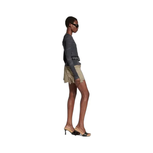 Layered Asymmetric Top