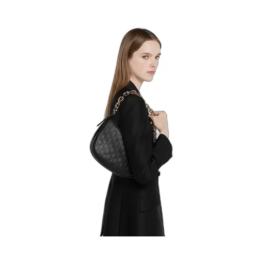 Gg Emblem Medium Shoulder Bag