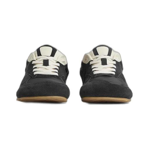 Orbit Flash Sneaker