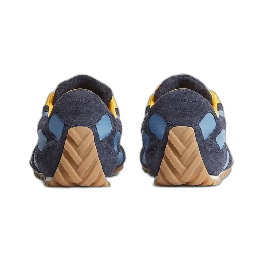 Orbit Flash Sneaker