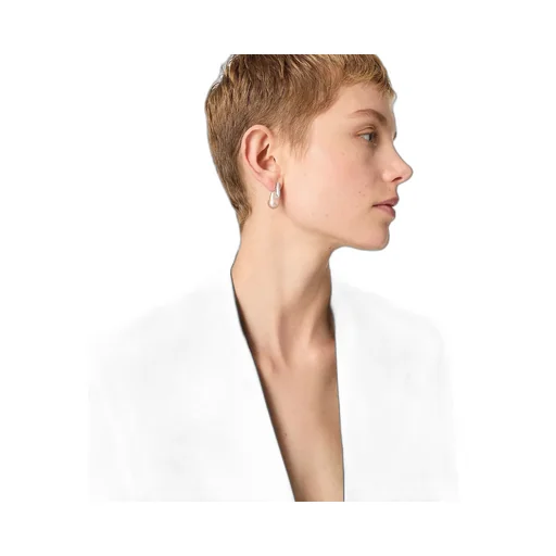 Small Pearl Earrings