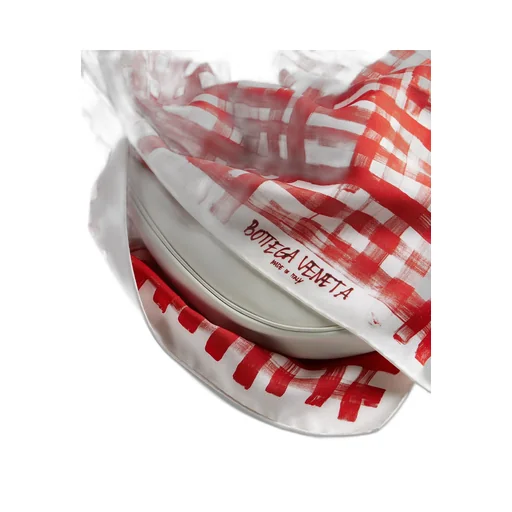 Foulard Top Handle