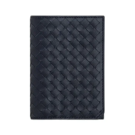 Intrecciato Piccolo Passport Case