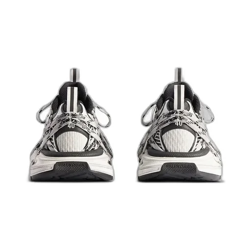 3Xl Extreme Laces Logo Sneaker
