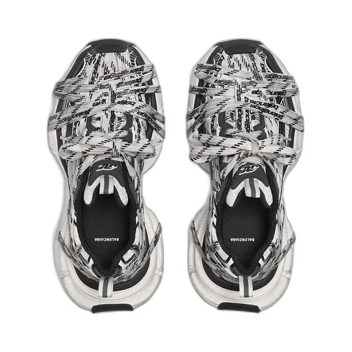 3Xl Extreme Laces Logo Sneaker