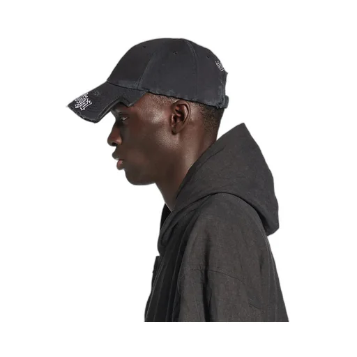 Blackletter Script Cap