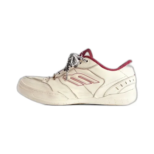 Hamptons Medium Worn-Out Sneaker