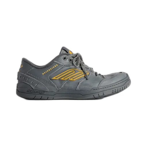 Hamptons Worn-Out Sneaker