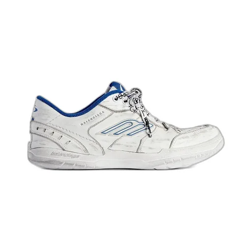 Hamptons Worn-Out Sneaker