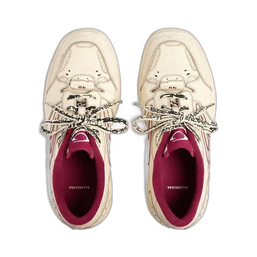 Hamptons Medium Worn-Out Sneaker