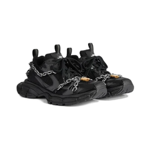 3Xl Chain Sneaker